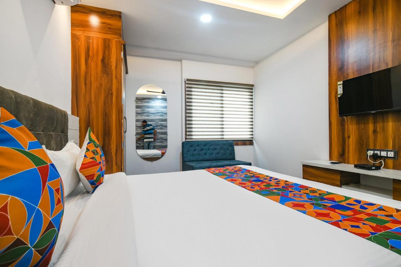 Fabhotel Stay Well Индаур Экстерьер фото