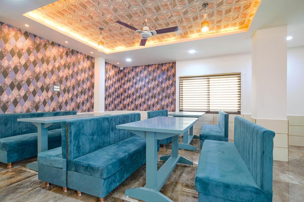 Fabhotel Stay Well Индаур Экстерьер фото